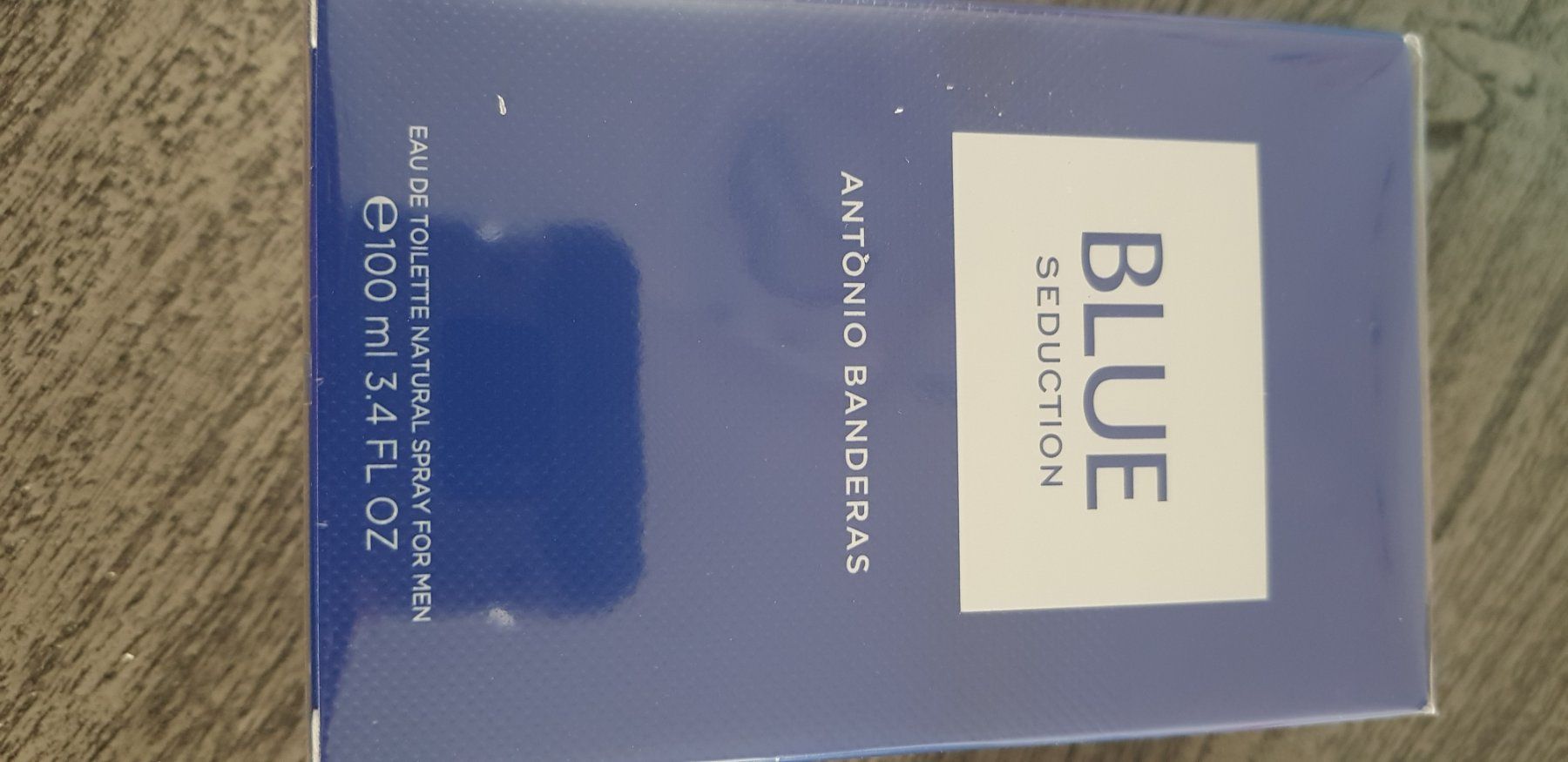 Profumi & Eau de Toilette: Blues – Nuovo e nell'imballaggio originale da Bassersdorf venduto da arkais 1