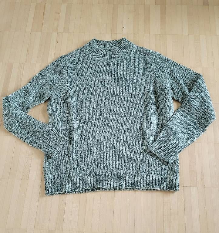 Pulls & Sweat-shirts: Warmer Pulli Gr. L ( eher M) – D'occasion à Therwil par cha_m68j