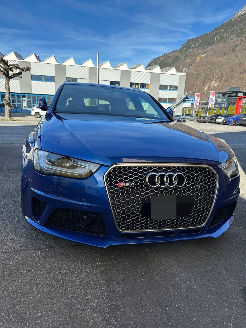 Audi Automobili: Audi RS 4 – Usato da Triesen venduto da nin_m5hh