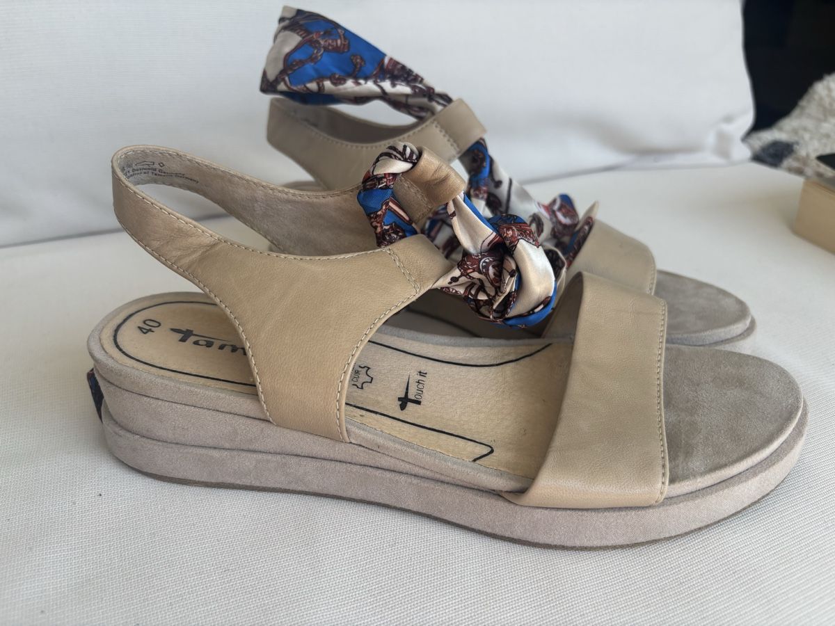 Tamaris Scarpe da donna: Sandalen gr.40 Tamaris – Usato da Zug venduto da Biki72 5