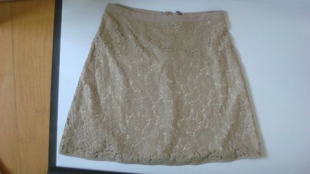 Rock by Ti Mo beige Spitzenstoff gefüttert  Gr. L neuwertig