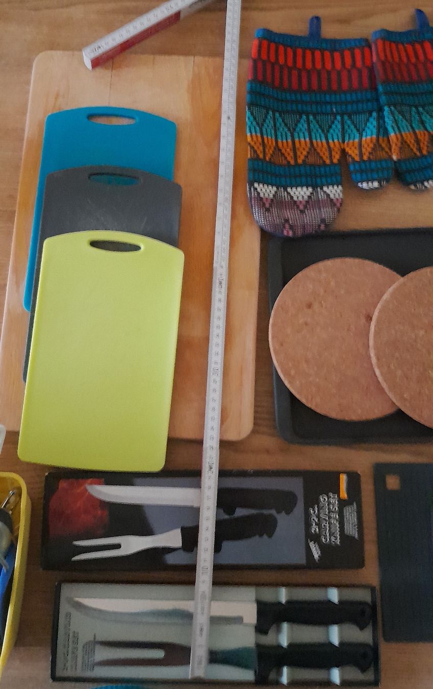 Set di piatti: Flohmarkt, Küchenkonvolut – Usato da Adlikon b. Andelfingen venduto da Kraemse 3