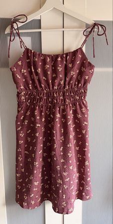 Neues C&A Kleid geblümt, Grösse 44, super schön!