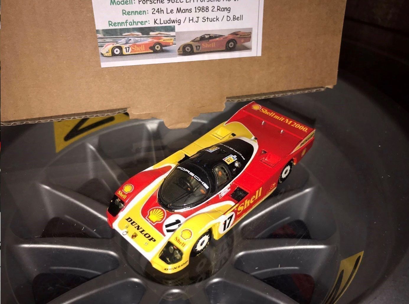Minichamps Modellini d'auto: Porsche 962C LH SHELL 1/43 – Usato da Wohlen AG venduto da PrivatSammlung