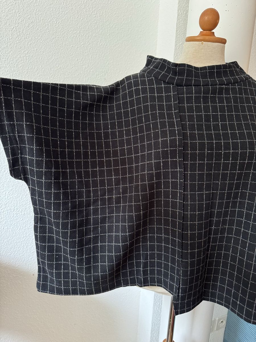 Pullover & Sweatshirts: MAMA B. Pull à carreaux noir et blanc - Taille L – Neu und originalverpackt aus Morges von sandy069 3