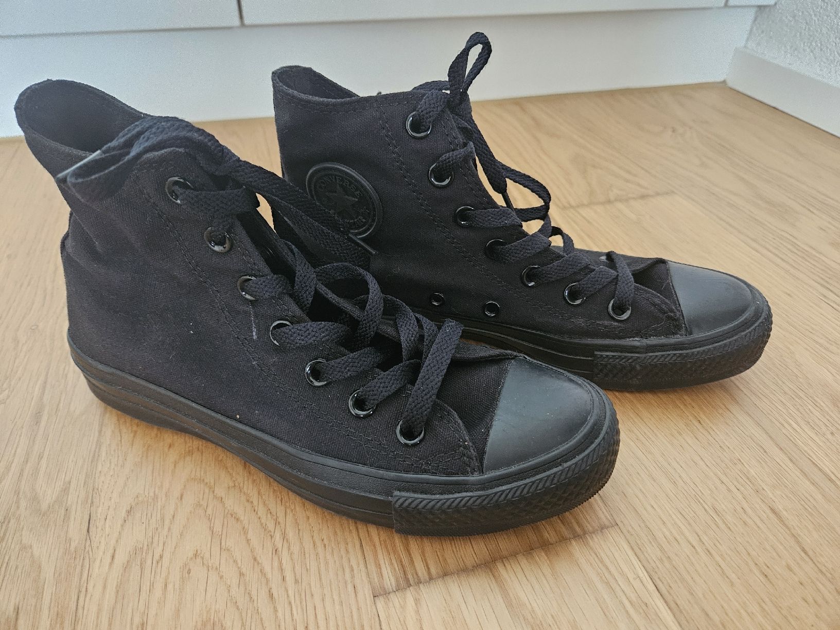 Converse Scarpe da donna: Converse All Star Chucks Gr. 36.5 – Usato da Abtwil AG venduto da Ayline.a8 1