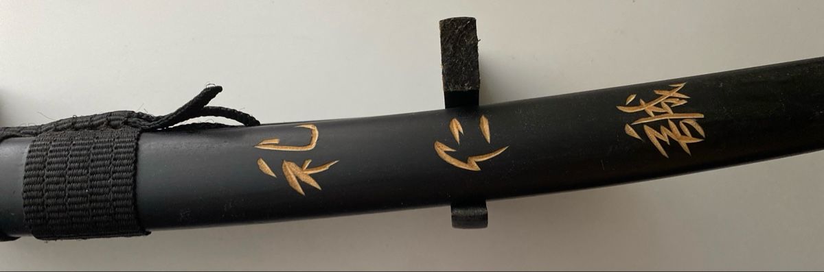 Altre raccolte & rarità: Samurai Dolch Deko mit Ständer ungeschliffen – Nuovo (secondo la descrizione) da Allschwil venduto da Deal_Tiger99 1