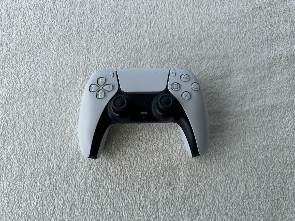Sony Controller: PS5 controller – Usato da Villmergen venduto da Edith03