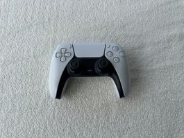 PS5 controller