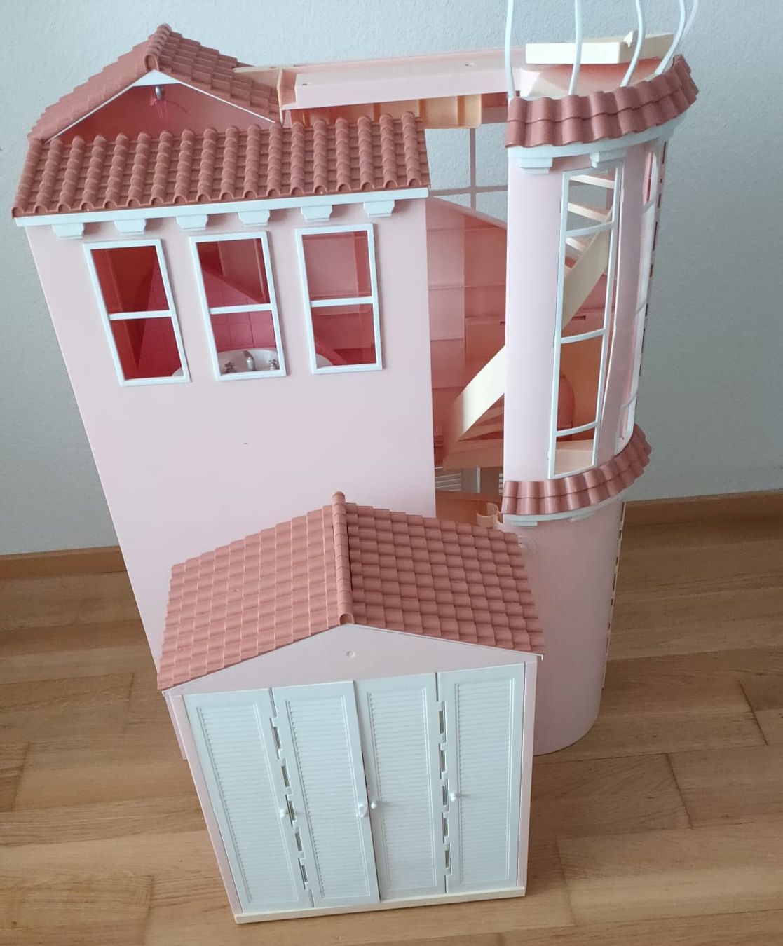 Barbie Case e mobili per bambole: Barbie Villa XXL – Usato da Luzern venduto da Luzern_Energy 4