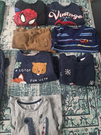Kleiderpaket für Jungs, Grösse 92/98 Top Zustand