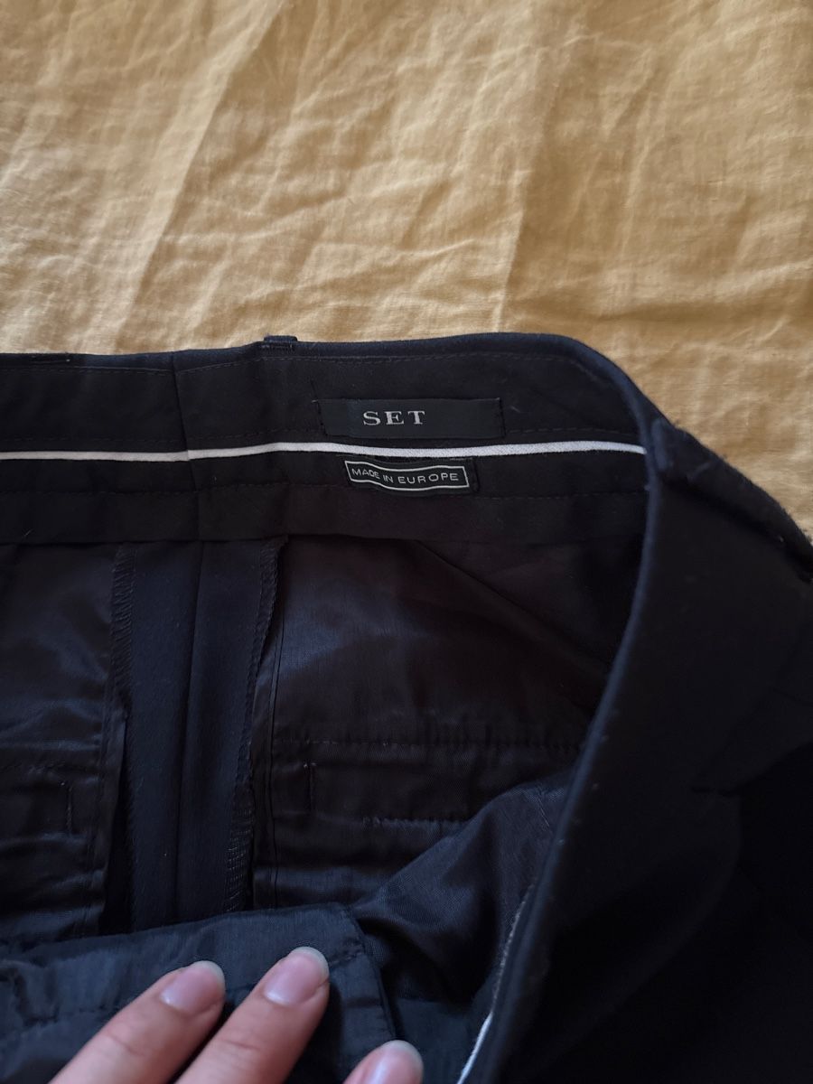 Pantalons: Navy Blue Pants – Neuf avec emballage d'origine à Oberhasli par ani_97f7 1