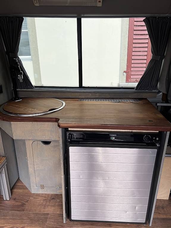 VW Camping Fahrzeuge: VW T4 Caravelle Camper/WOMO – Gebraucht aus Lutzenberg von mar_682f 4