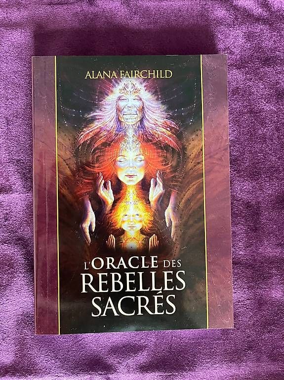 Libri: Oracle des rebelles sacrés – Usato da Lausanne venduto da flo_2bfm 2