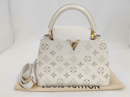 🤍 Louis Vuitton Capucines BB Broderie Anglaise – Weiss