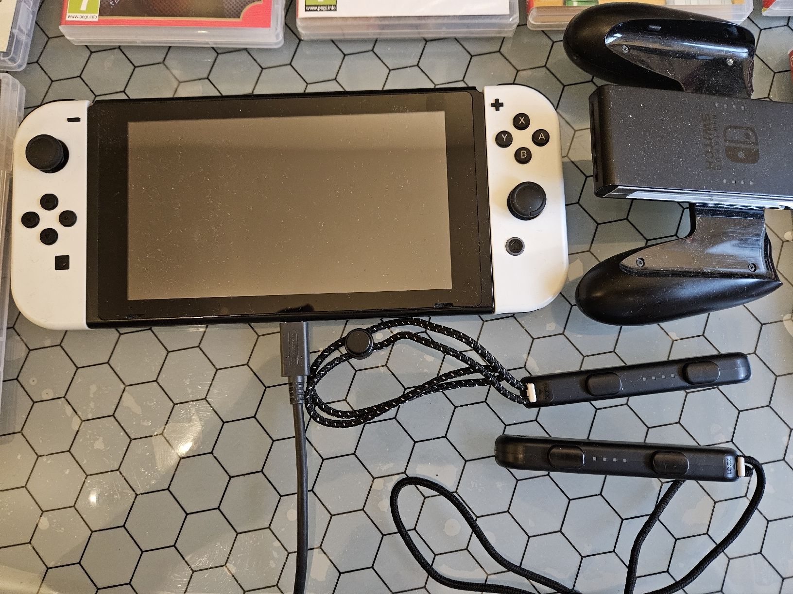 Nintendo Console: Nintendo Switch avec 7 super jeux – Usato da Genève venduto da Pedro67 1