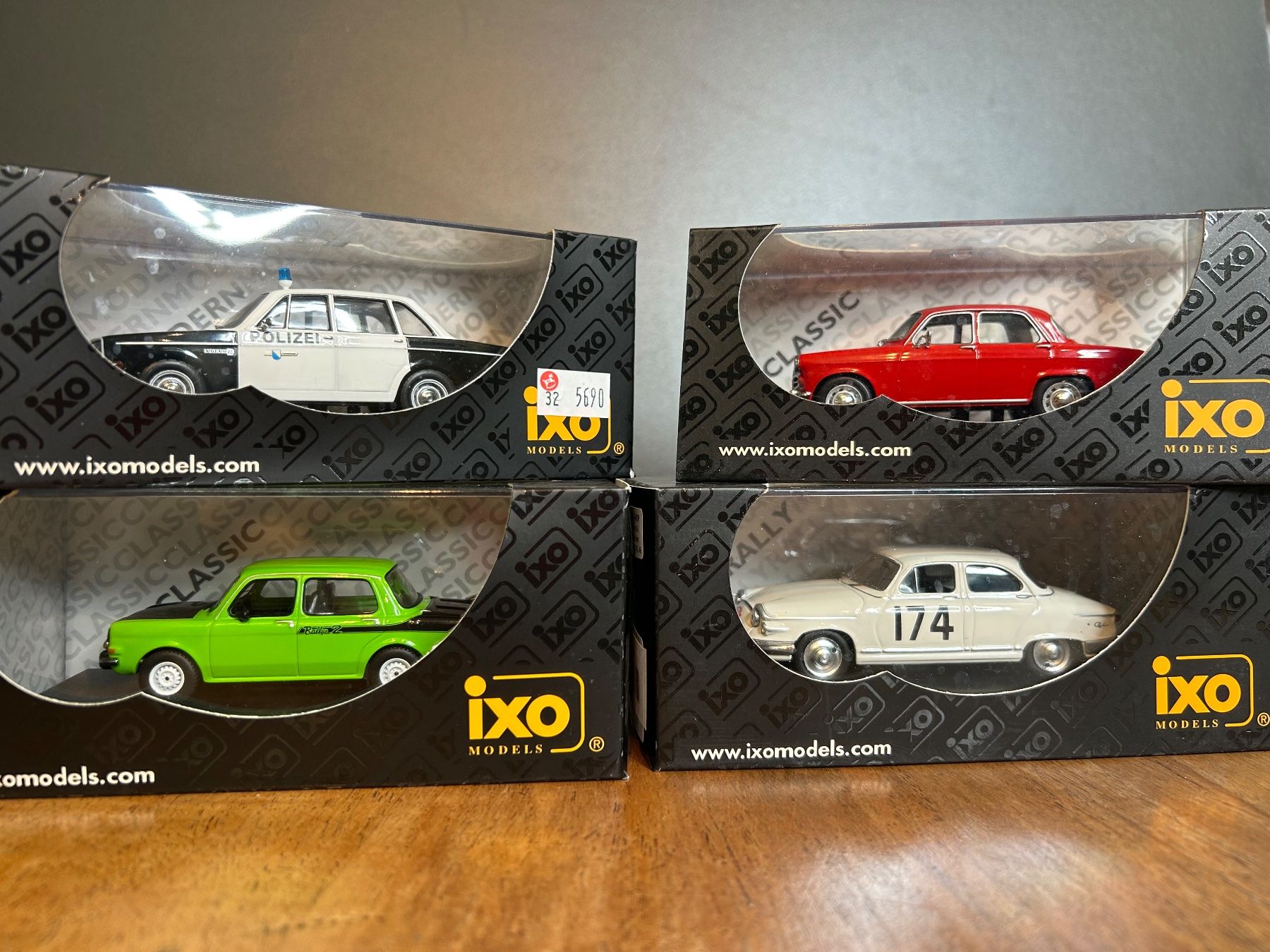 IXO Modellautos: Lot an vier ixo Modell Autos – Gebraucht aus Otelfingen von Yossi-68
