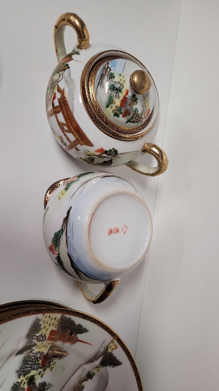 Set di piatti: Japanisches Geschirr Set alt – Usato da Zofingen venduto da Loop_ReSale 1