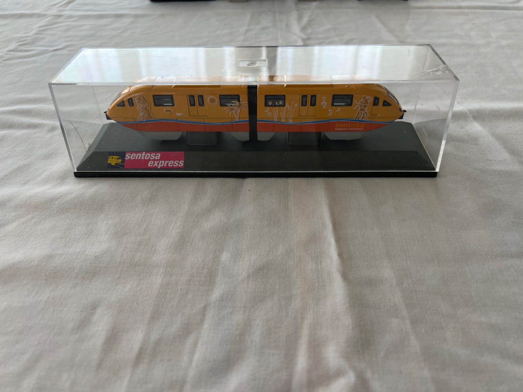 Kit di modellismo & Modellini statici: Modell "Sentosa Express" aus Singapore – Usato da Schlieren venduto da svenbaettig