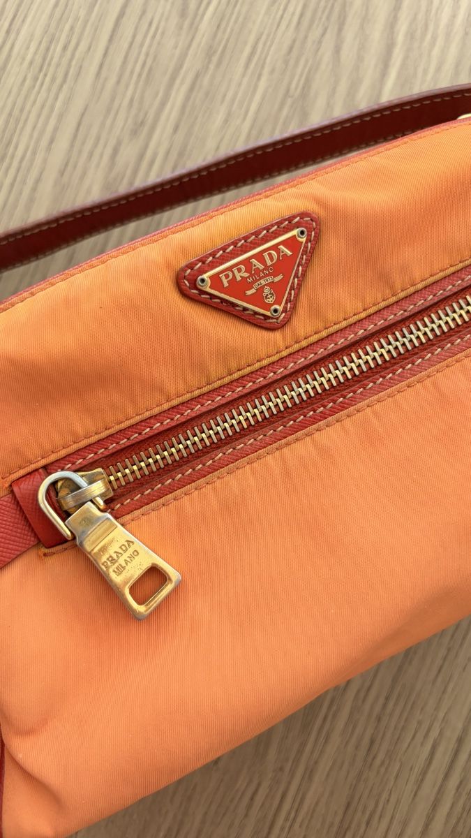 Prada Taschen für Damen: ORIGINAL prada Nylon orange – Gebraucht aus bonstetten von Morellee 6