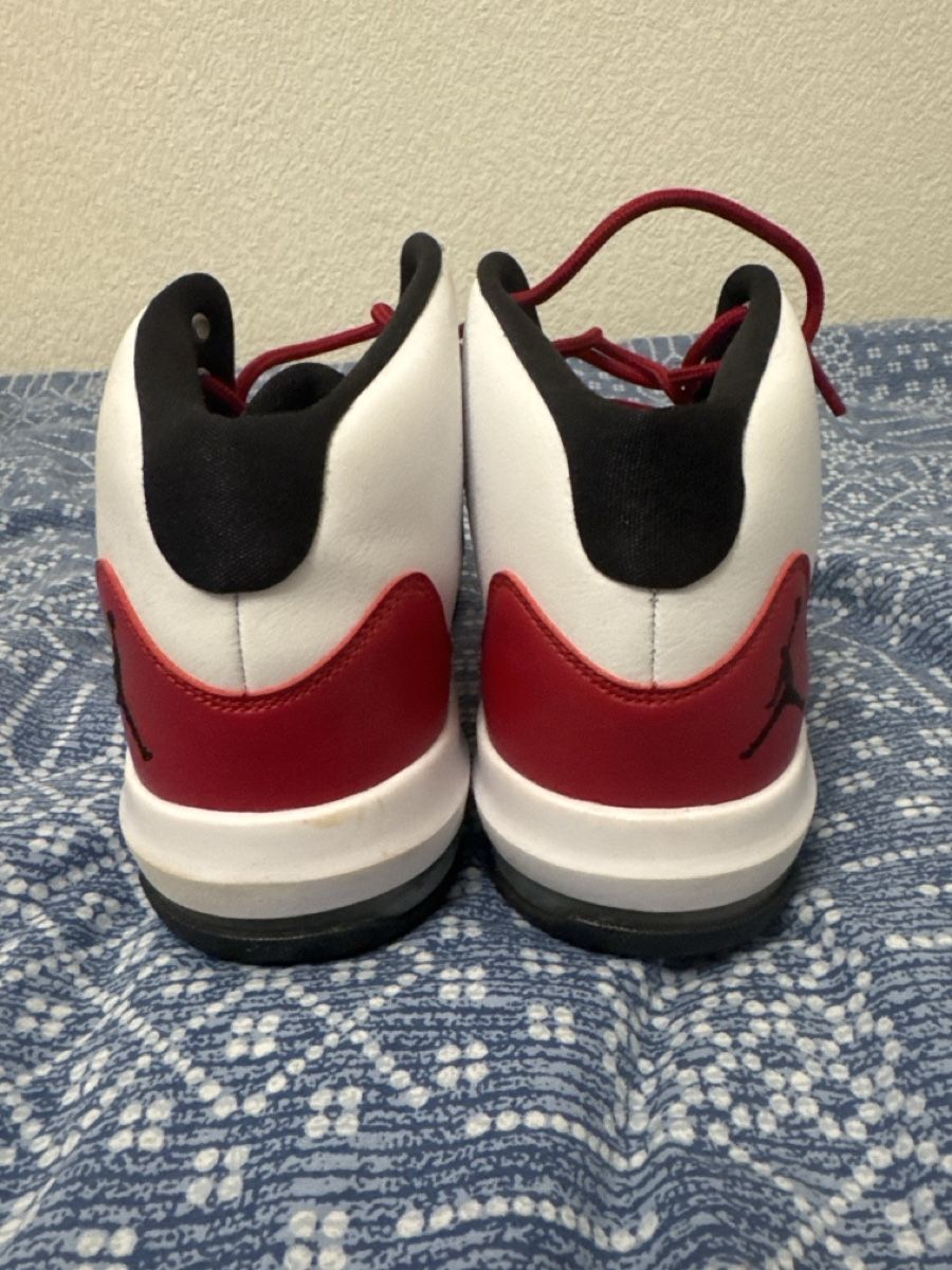 Chaussures hommes: Jordan Max aura – D'occasion à Collombey par mel_wyb8 2