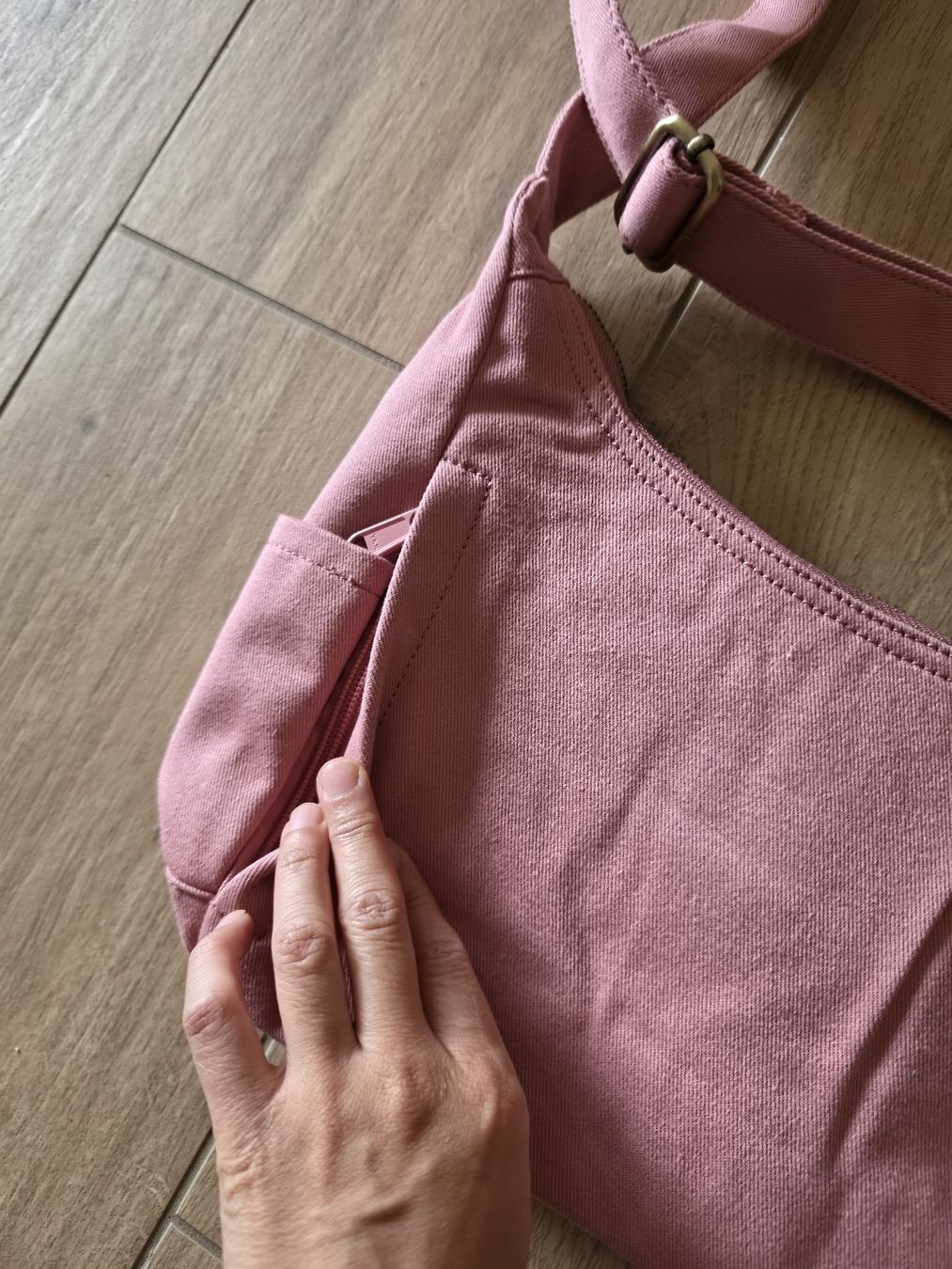 Borse da donna: Brand New Handbag – Nuovo e nell'imballaggio originale da Le Locle venduto da vri_c59x 2