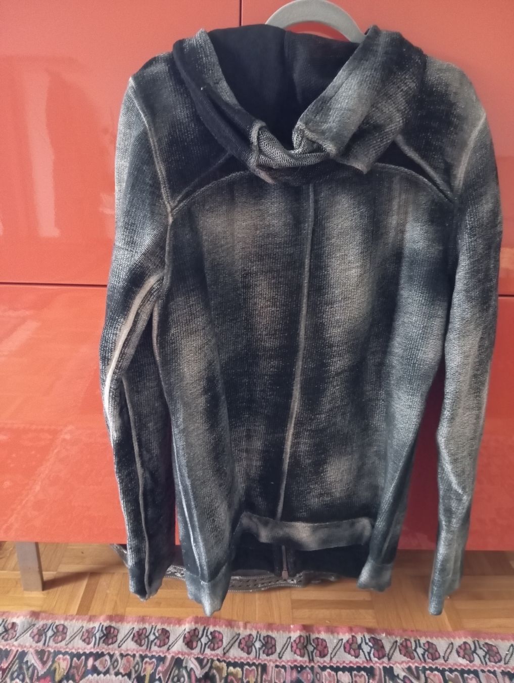 Maglioni & Felpe: Hoodie da uomo – Usato da Minusio venduto da mael55 1