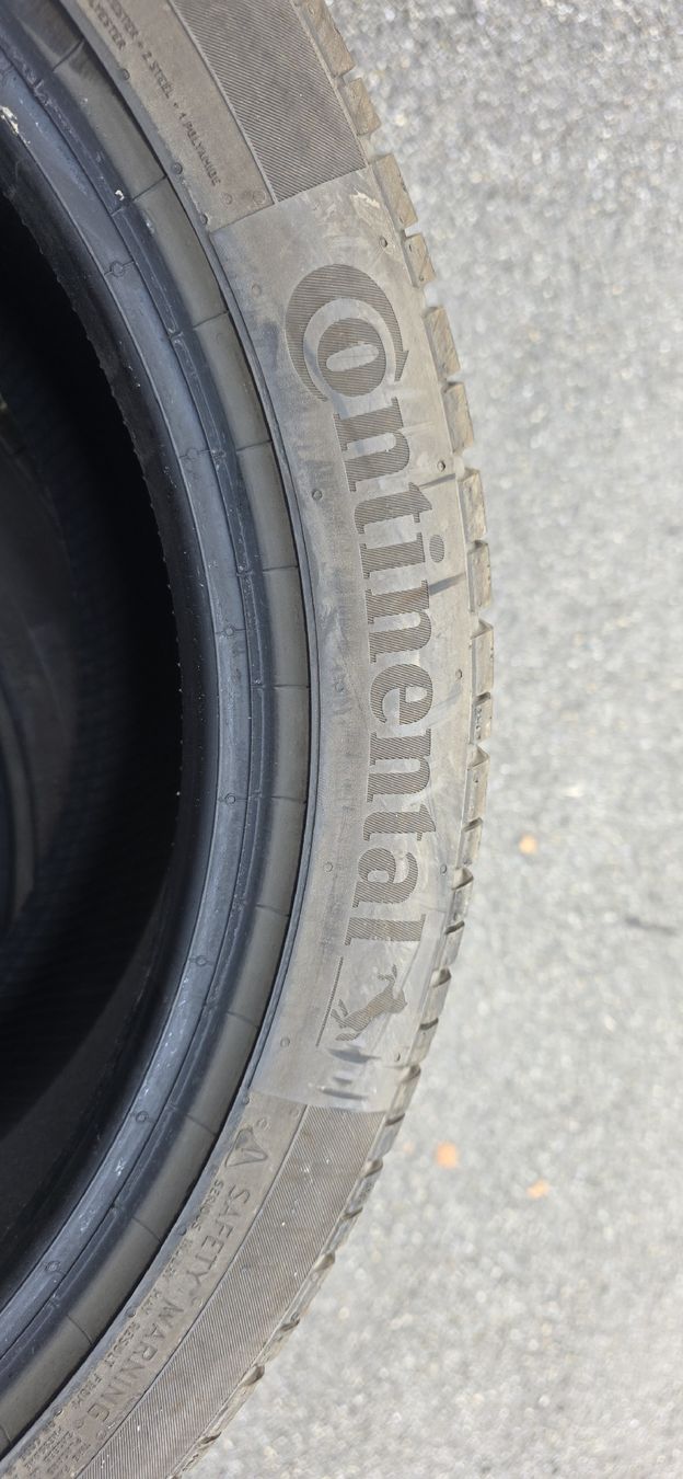 Continental Pneumatici & Ruote complete: Winterpneu 235/45/R18 M+S – Usato da herzogenbuchsee venduto da jamma01 3
