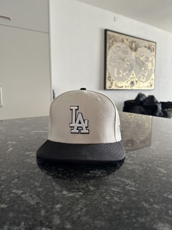 New Era Cap LA Dodgers, Beige/Schwarz, Grösse 7 3/8