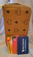 MCM Visetos Zip‑Around Portemonnaie – Cognac