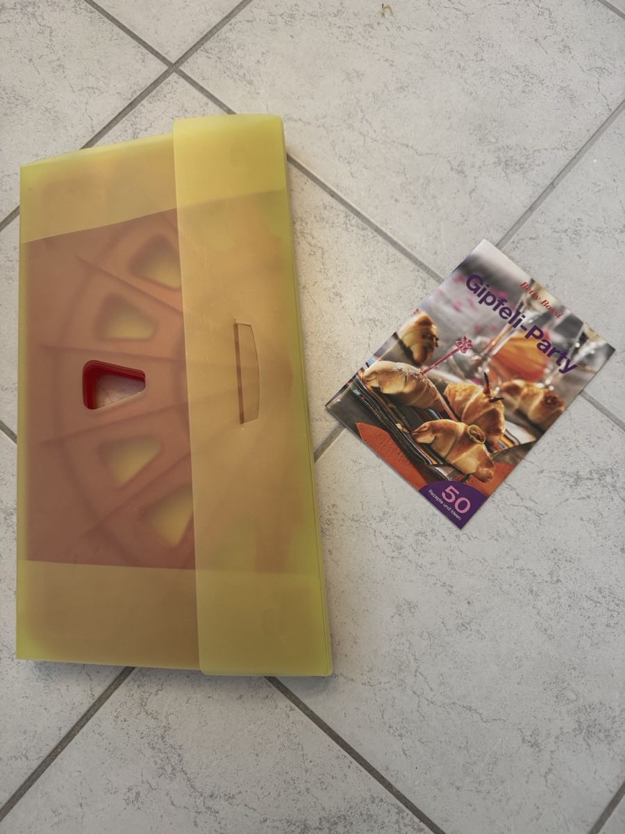 Betty Bossi Elettrodomestici da cucina: BettiBossi Gipfeli Set – Nuovo (secondo la descrizione) da Pfäffikon SZ venduto da Anfh8806