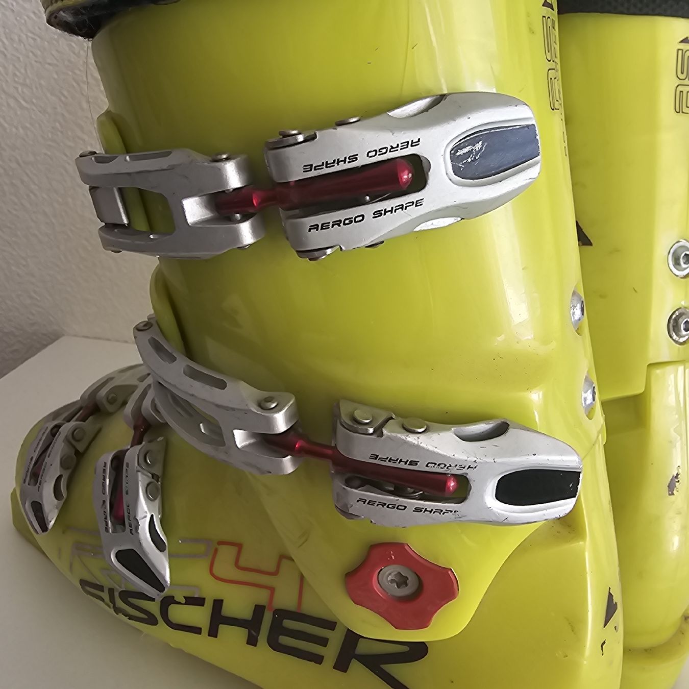 Fischer Scarpe da uomo: Fischer RC4 Curv 130 Ski Boots - Size 26.5 – Usato da Matten b. Interl venduto da Vanilla8 4