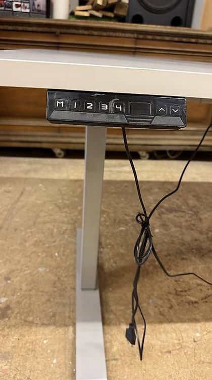 Bureaux: Bürotisch – D'occasion à Rorschach par kal_7tcg 3