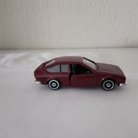 Alfa Romeo Alfetta GT Bordeaux neu ohne Box 1:43 Polistil