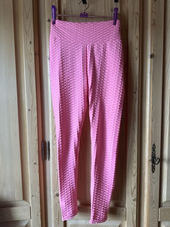 Pinke Sport Leggings mit Booty Scrunch, Grösse S