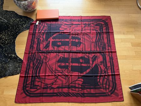 Original Hermes 140cm Tuch Kaschmir/Seide Rot Quadricube