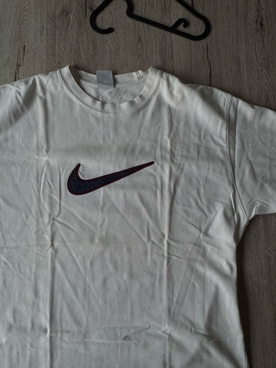 Nike T-shirt: Nike T-shirt – Usato da Villmergen venduto da van_xv9t 1