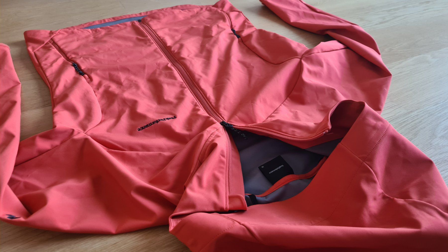 Peak Performance Giacche: Peak Performance Explore Softshell Hood Jacket Women/XL – Usato da Winterthur venduto da stufaphi 1