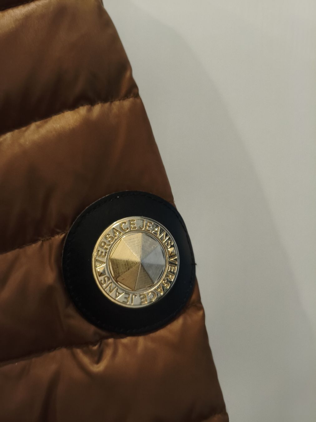 Versace Giacche: giacca piumino versace – Nuovo (secondo la descrizione) da Bioggio venduto da OresteIronix 3