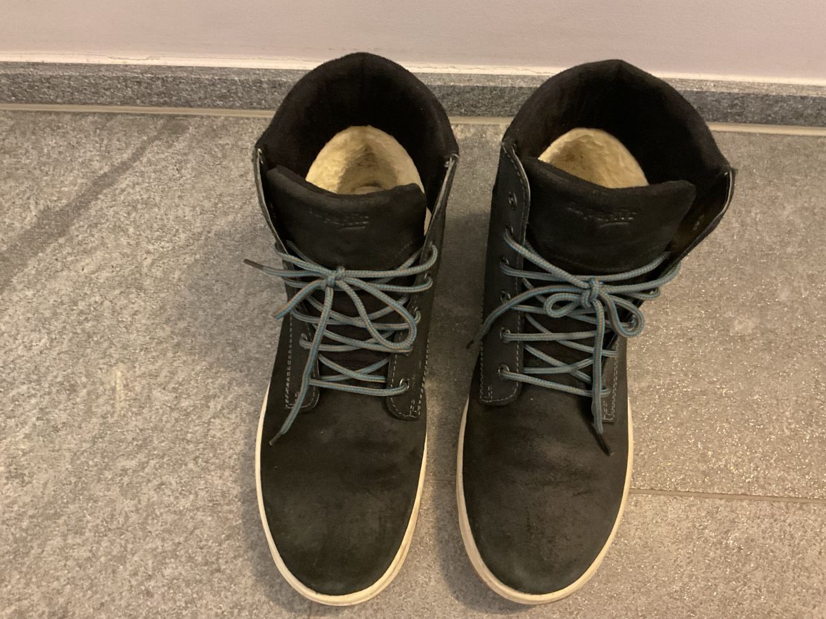 Herrenschuhe: Winterschuhe Warm gefüttert Fast Neu. – Gebraucht aus Stans von Javal21