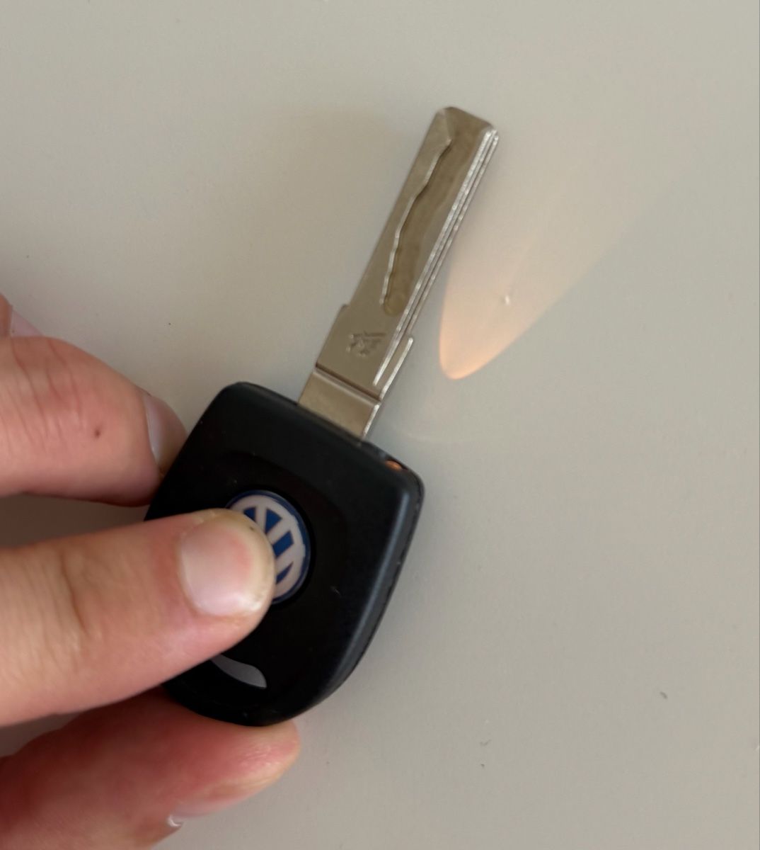 VW Schlüssel: VW Autoschlüssel Orginal  – Gebraucht aus Füllinsdorf von hae_gt9l 2
