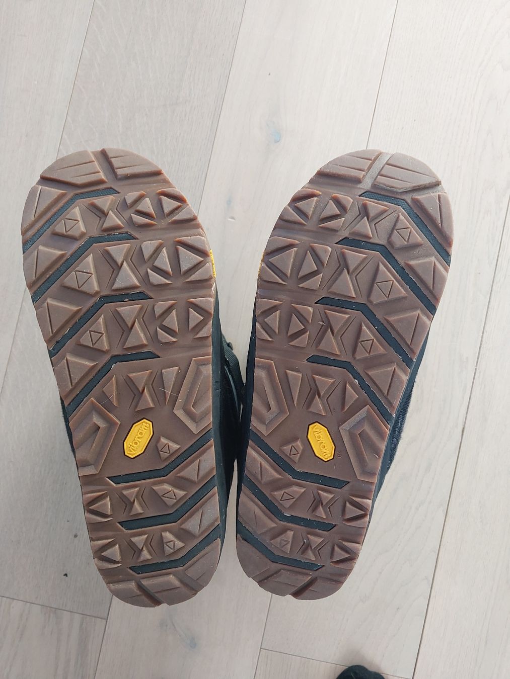 Jones Herrenschuhe: Thirty Two Jones TM-2 Wide 44.5 – Gebraucht aus St-Prex von hotel_bravo 4