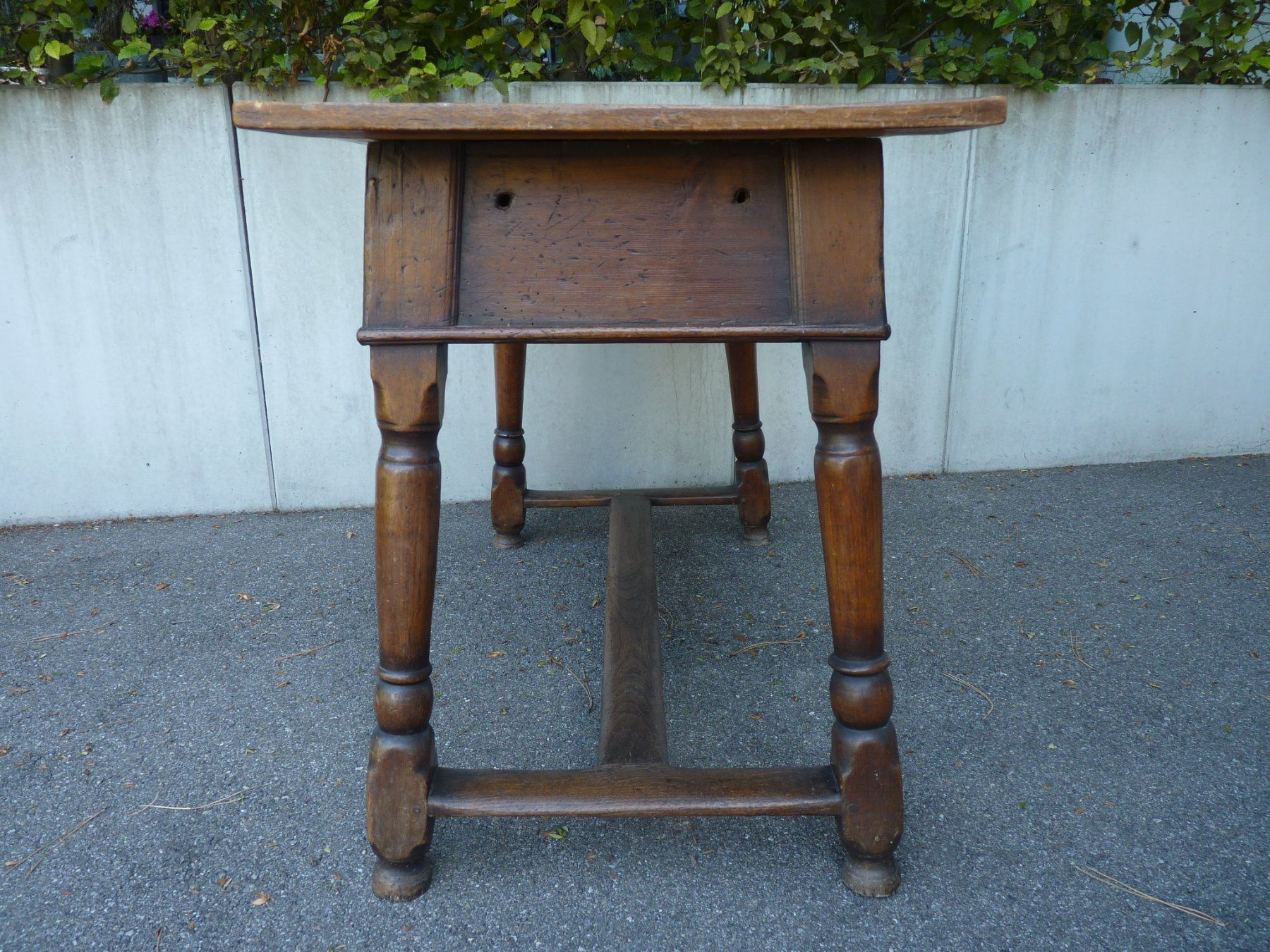 Eichholtz Tische: Antiker Uralter Eichenholztisch 118x75x55cm – Gebraucht aus Küsnacht ZH von zoliboli01 7