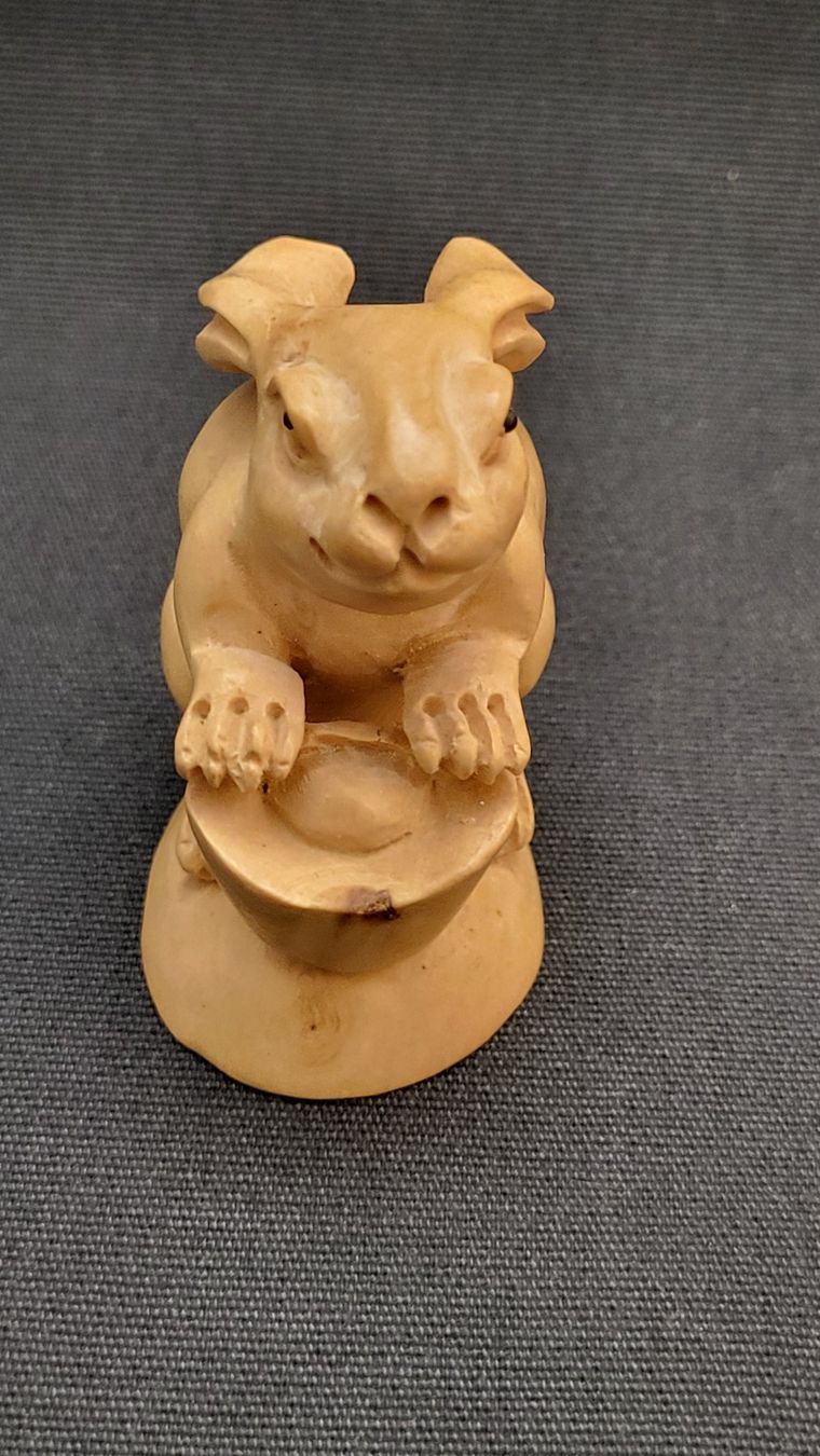 Statuette: Holz-Kaninchen NETSUKE – Usato da Basel venduto da spinne02 4