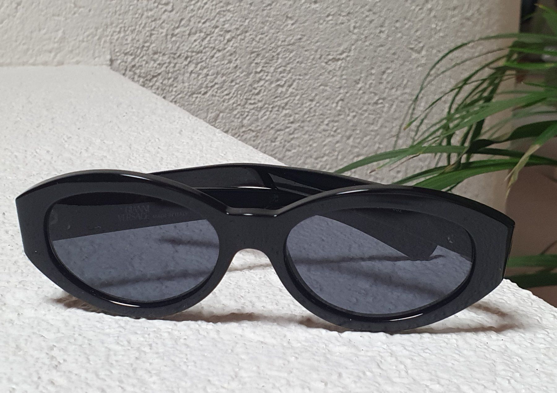 Versace Occhiali & Lenti: Schwarze Sonnenbrille Gianni Versace – Nuovo (secondo la descrizione) da Teufen AR venduto da pischa 1