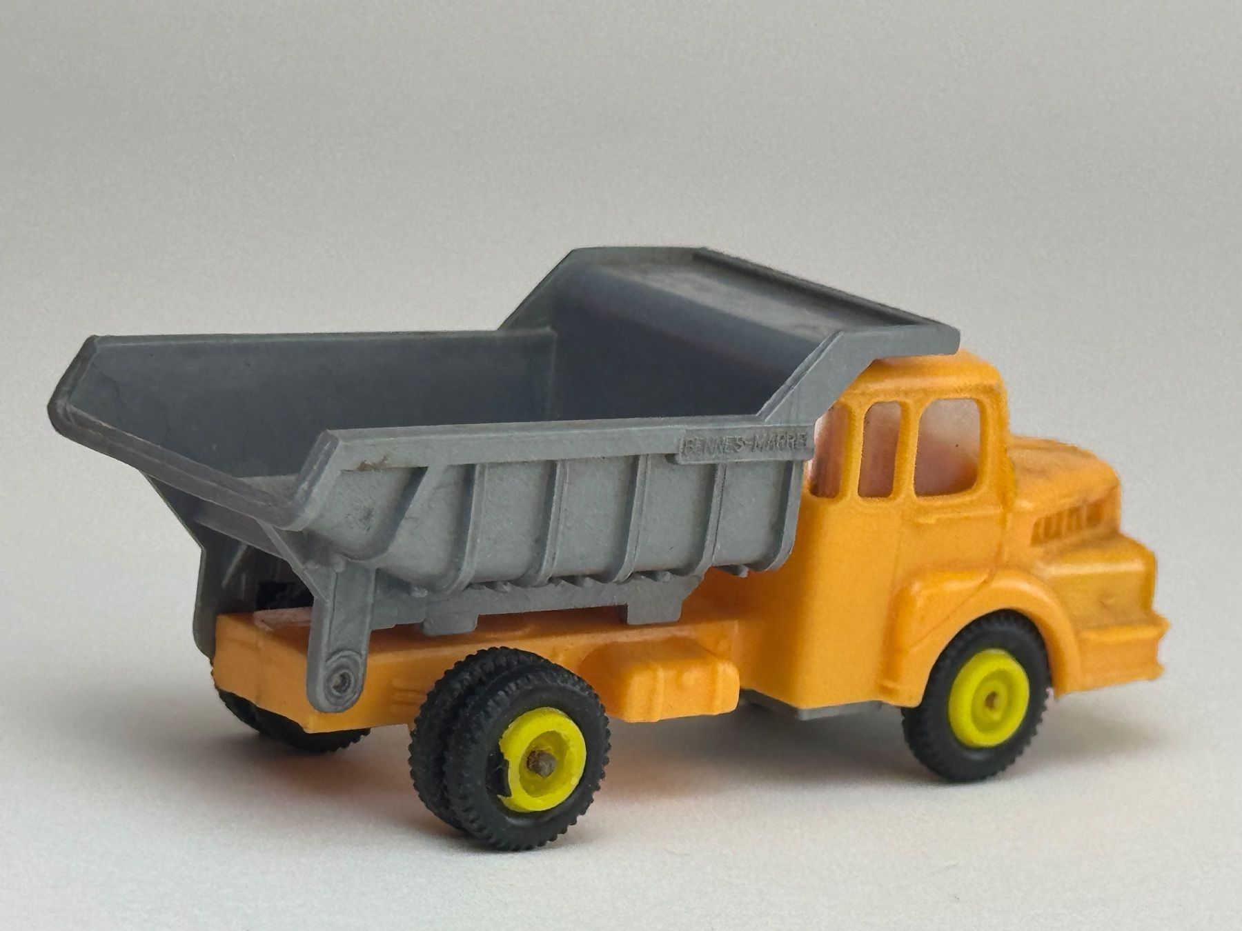Eko Modellini d'auto: VE- EKO Unic Muldenkipper orange silbern – Usato da Elm venduto da Wikmtz 1