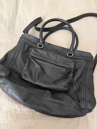 Schwarze Leder Handtasche Liebeskind Berlin: gut erhalten...