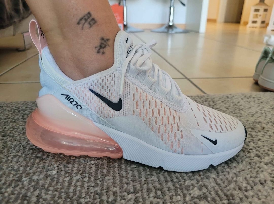 Nike Scarpe da donna: Nike Air 270 – Usato da Courtaman venduto da Bluejazz