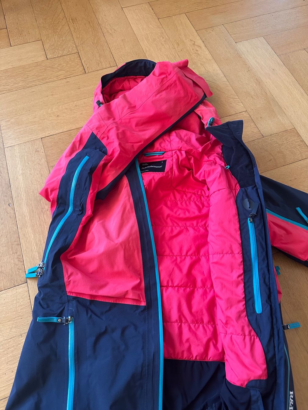 Peak Performance Jacken: Peak Performance Damen Jacke Gr. S – Gebraucht aus Zürich von vrenX 7