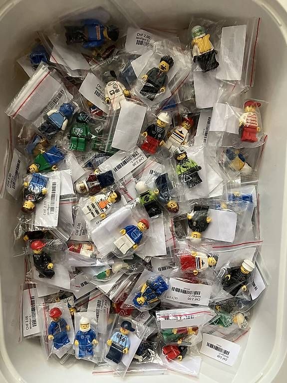 Lego Kit di costruzioni: LEGO Minifiguren City – Usato da Winterthur venduto da Pa_Pa 1